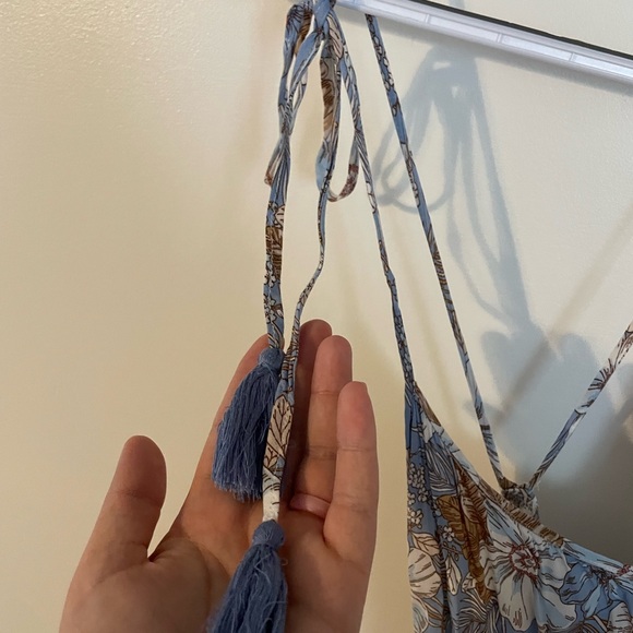 Floral Jumpsuit in great condition. Perfect for the summer. - Picture 7 of 7